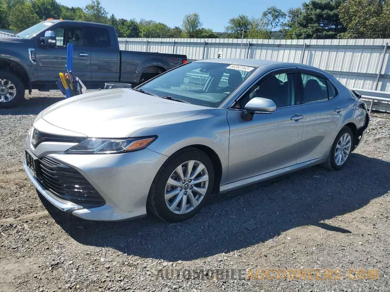 4T1B11HK2KU246346 TOYOTA CAMRY 2019