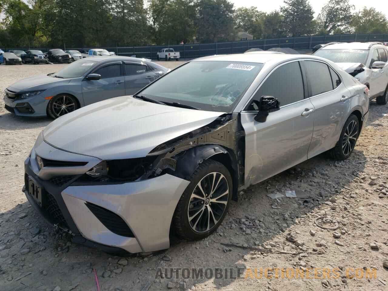 4T1B11HK2KU254589 TOYOTA CAMRY 2019