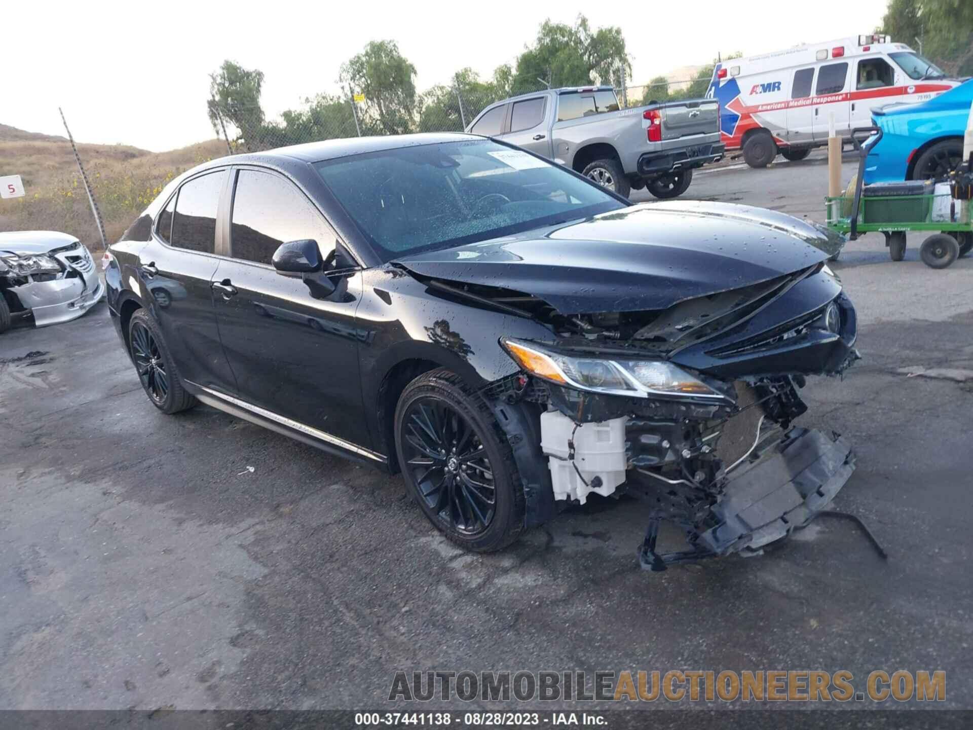 4T1B11HK2KU255693 TOYOTA CAMRY 2019