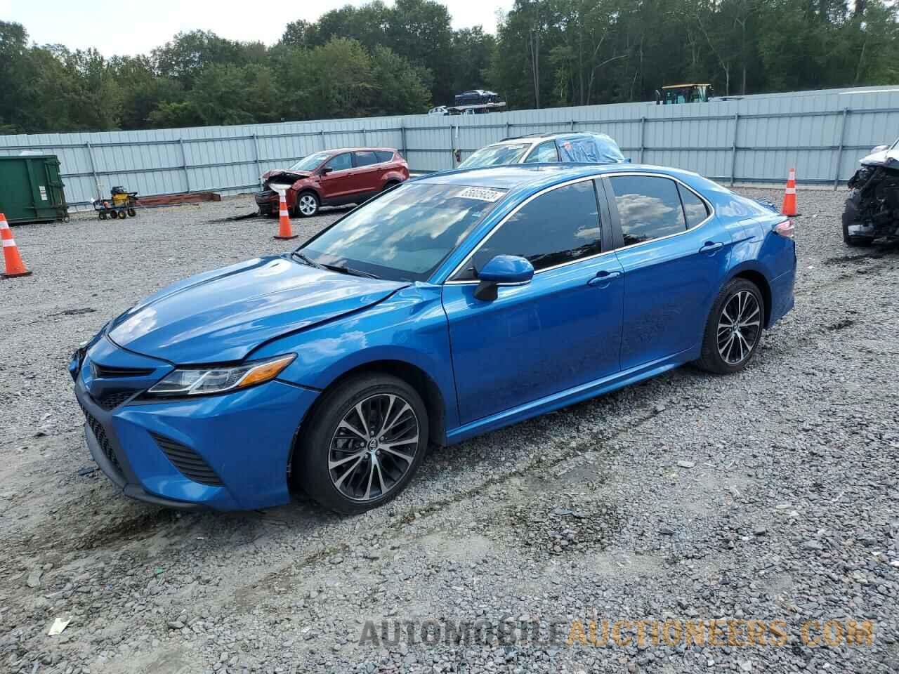 4T1B11HK2KU257427 TOYOTA CAMRY 2019