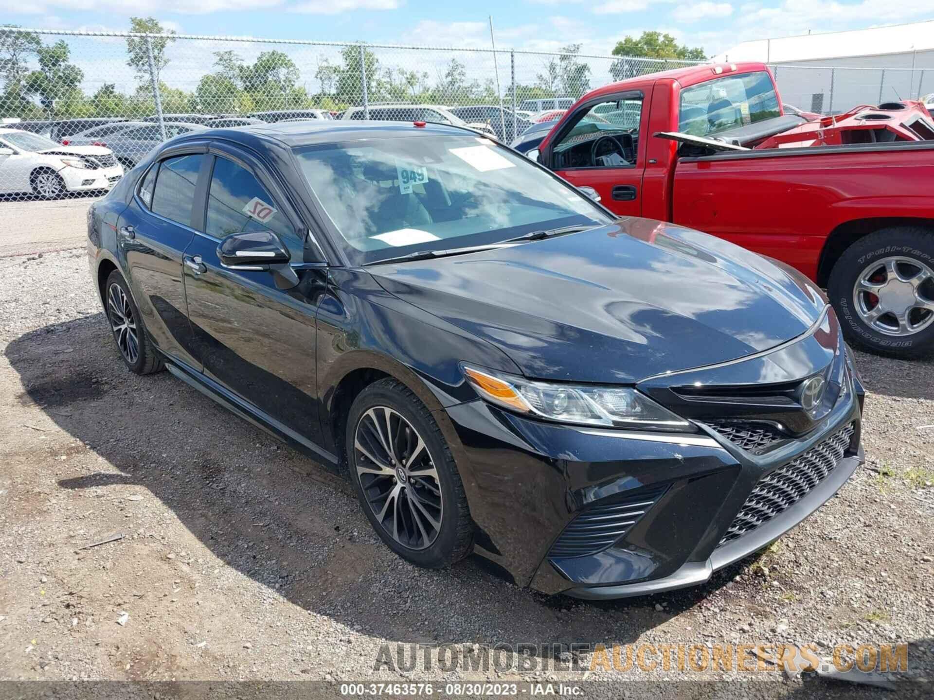 4T1B11HK2KU257704 TOYOTA CAMRY 2019