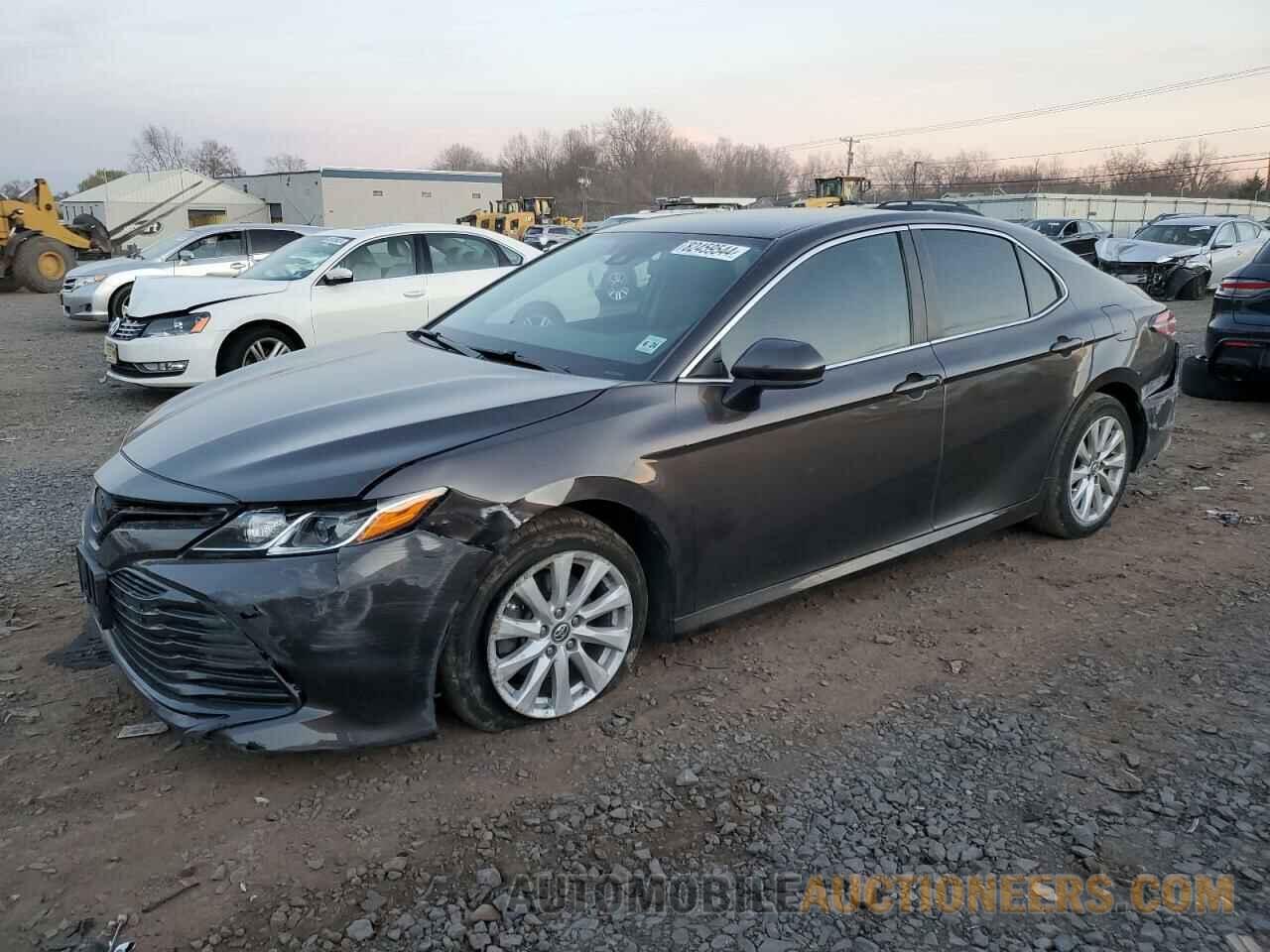 4T1B11HK2KU269836 TOYOTA CAMRY 2019