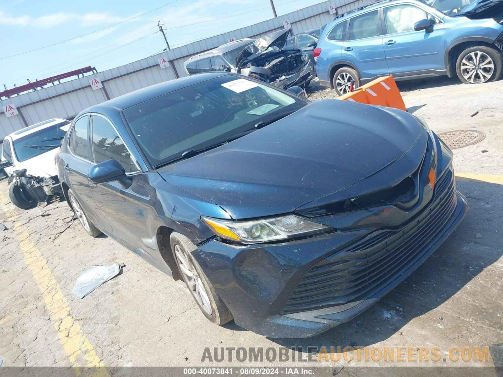 4T1B11HK2KU276043 TOYOTA CAMRY 2019