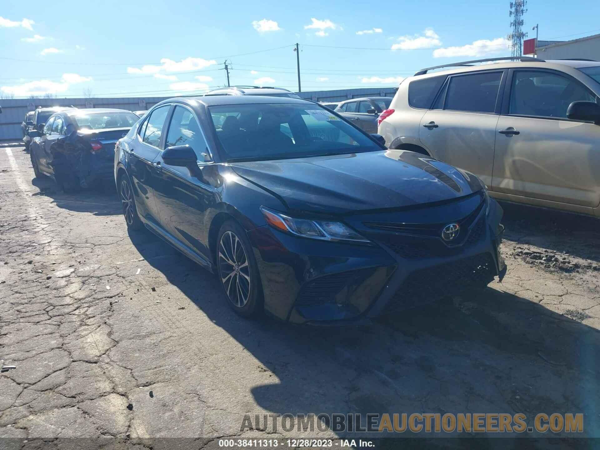 4T1B11HK2KU281985 TOYOTA CAMRY 2019