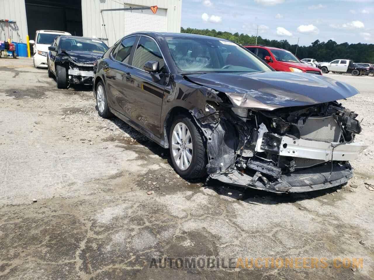 4T1B11HK2KU289746 TOYOTA CAMRY 2019