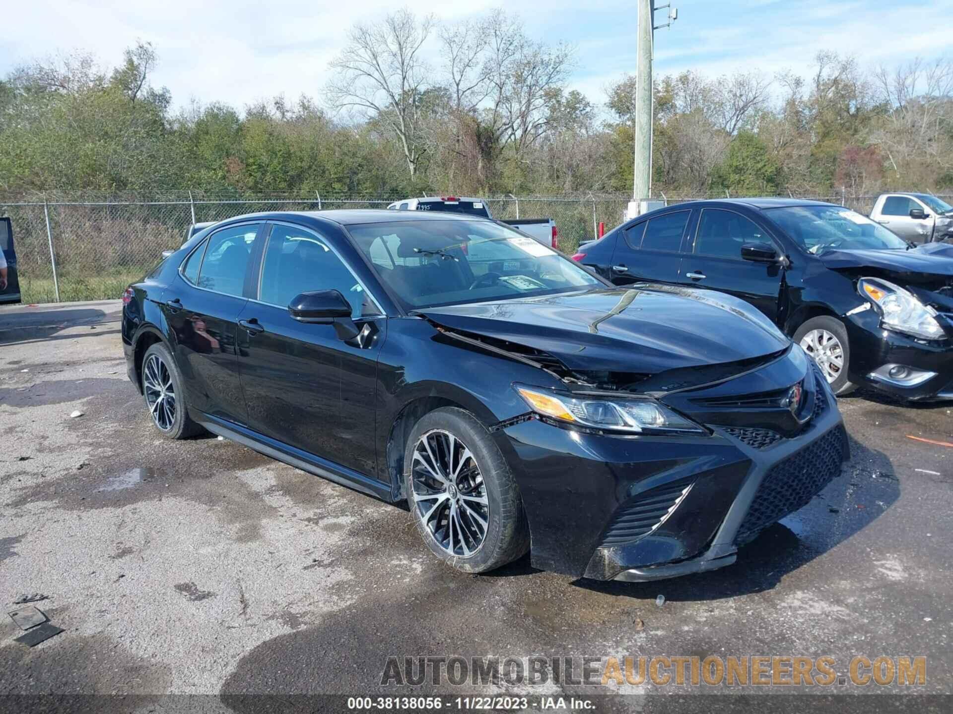 4T1B11HK2KU293683 TOYOTA CAMRY 2019