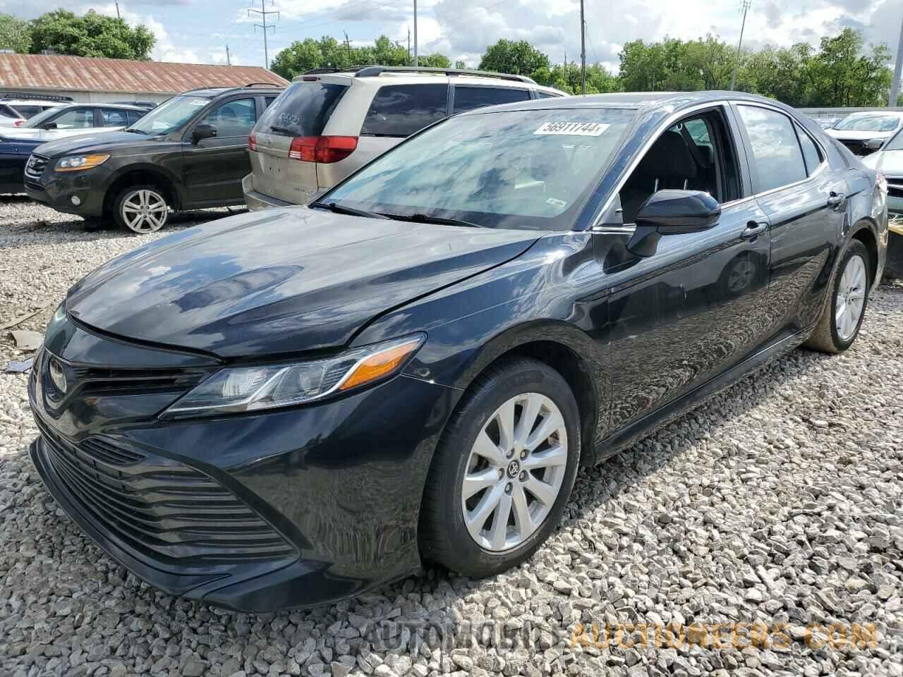 4T1B11HK2KU681058 TOYOTA CAMRY 2019