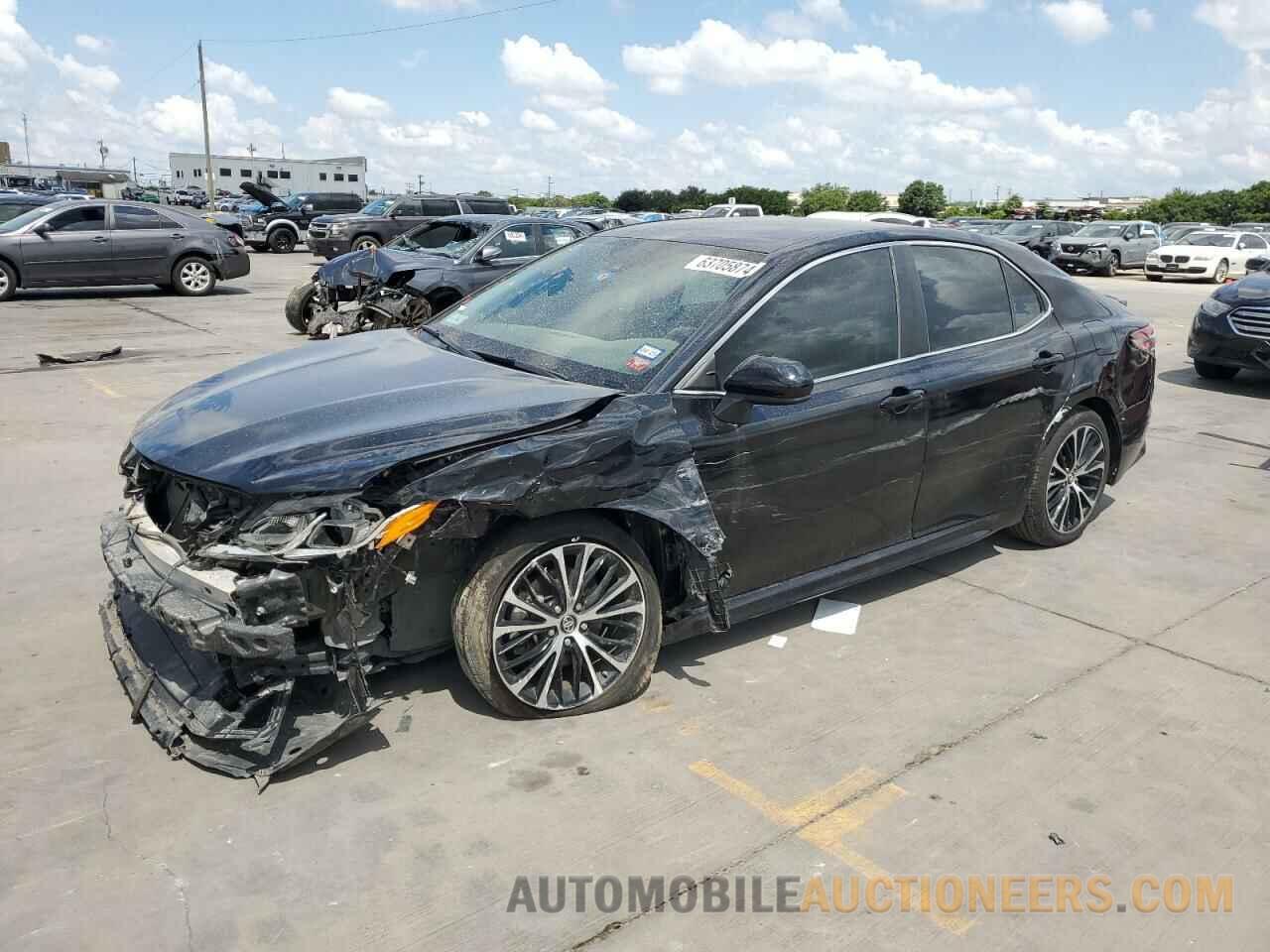 4T1B11HK2KU683621 TOYOTA CAMRY 2019