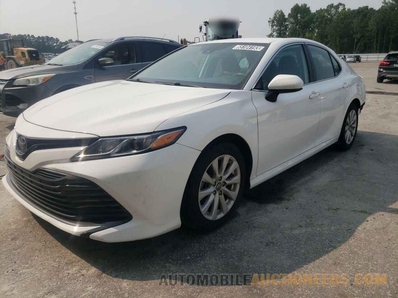 4T1B11HK2KU685286 TOYOTA CAMRY 2019