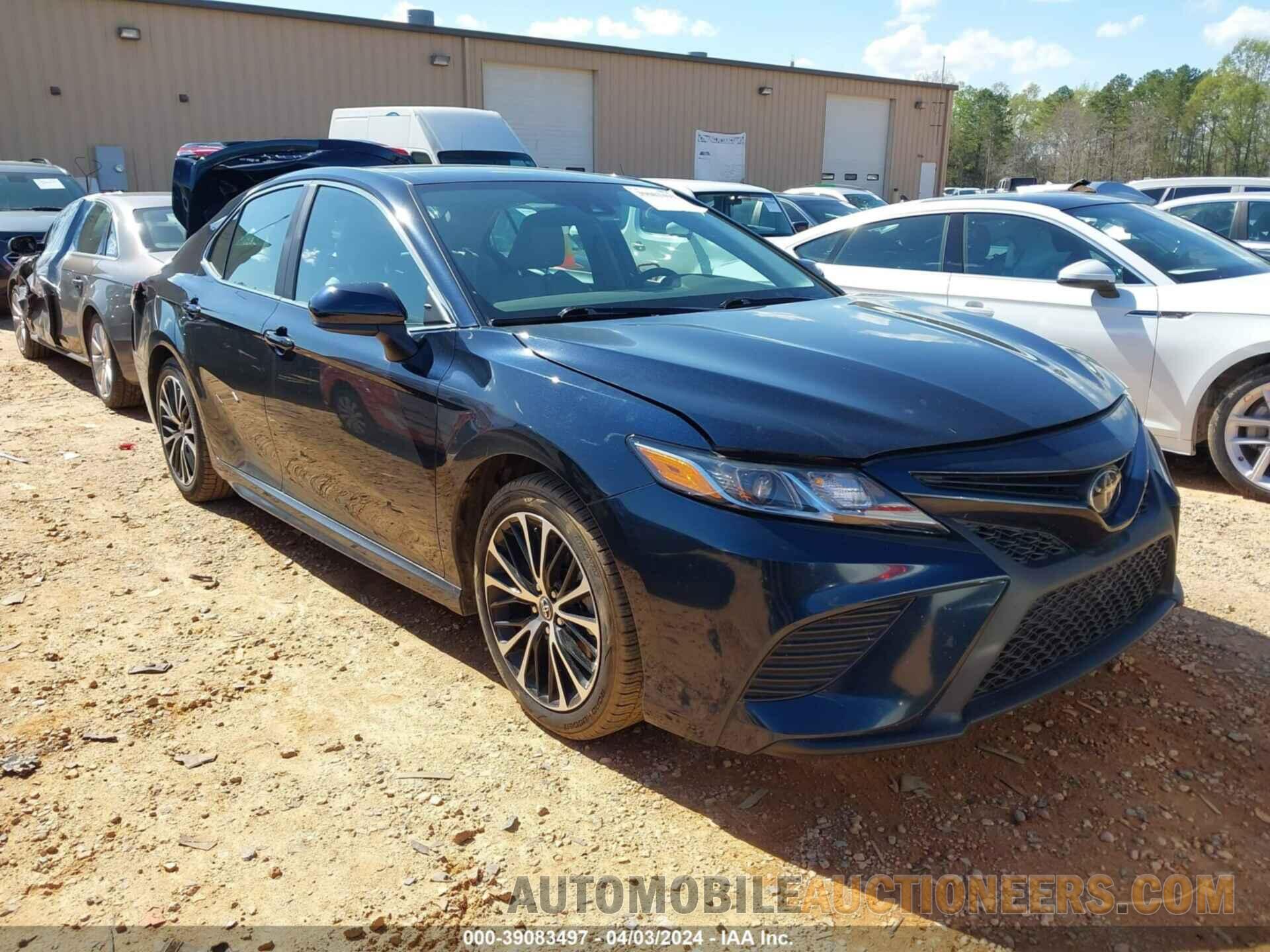 4T1B11HK2KU688768 TOYOTA CAMRY 2019