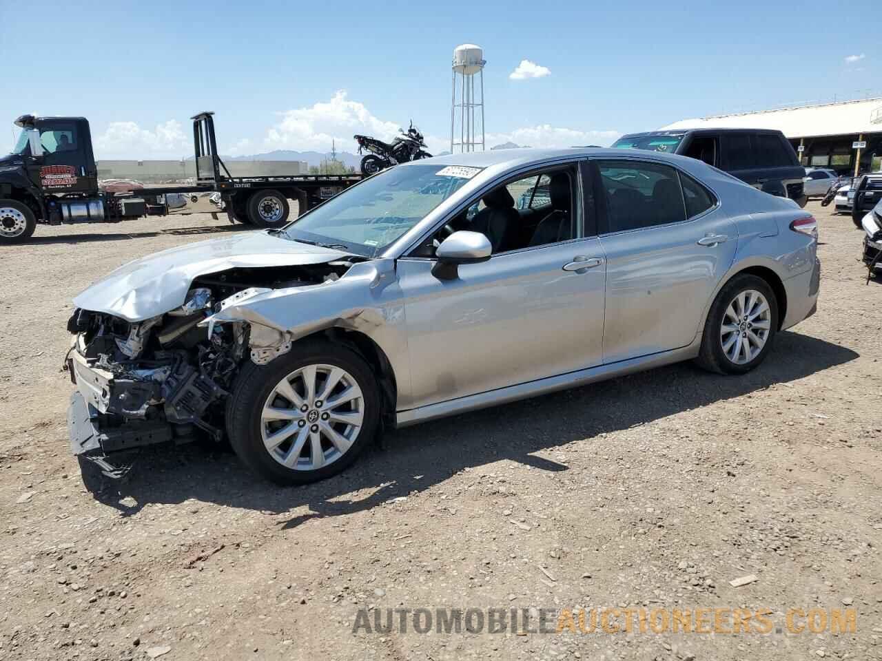 4T1B11HK2KU689967 TOYOTA CAMRY 2019