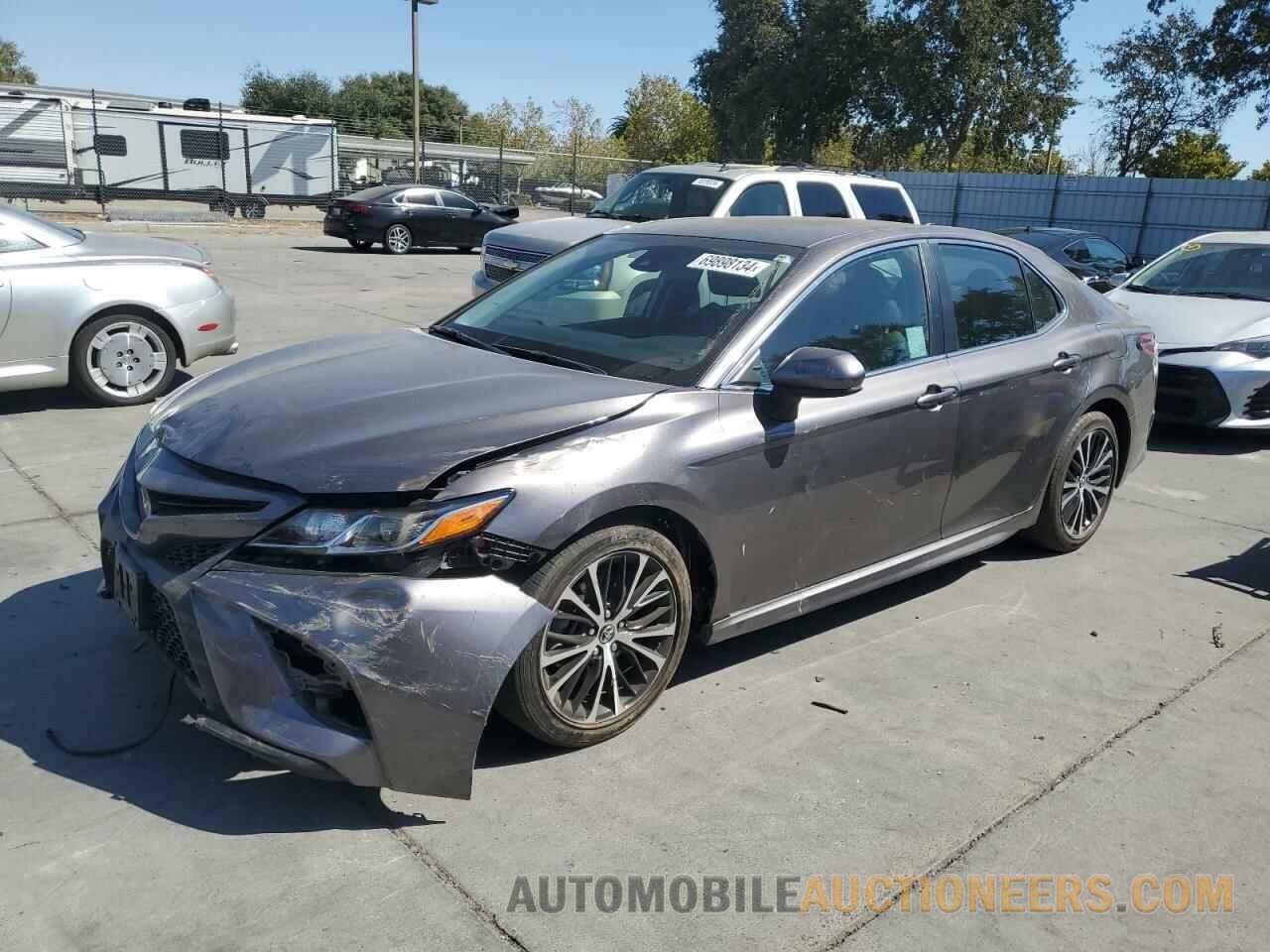 4T1B11HK2KU693260 TOYOTA CAMRY 2019