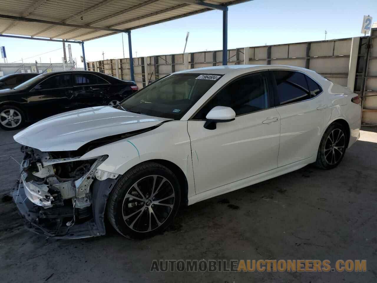 4T1B11HK2KU700482 TOYOTA CAMRY 2019