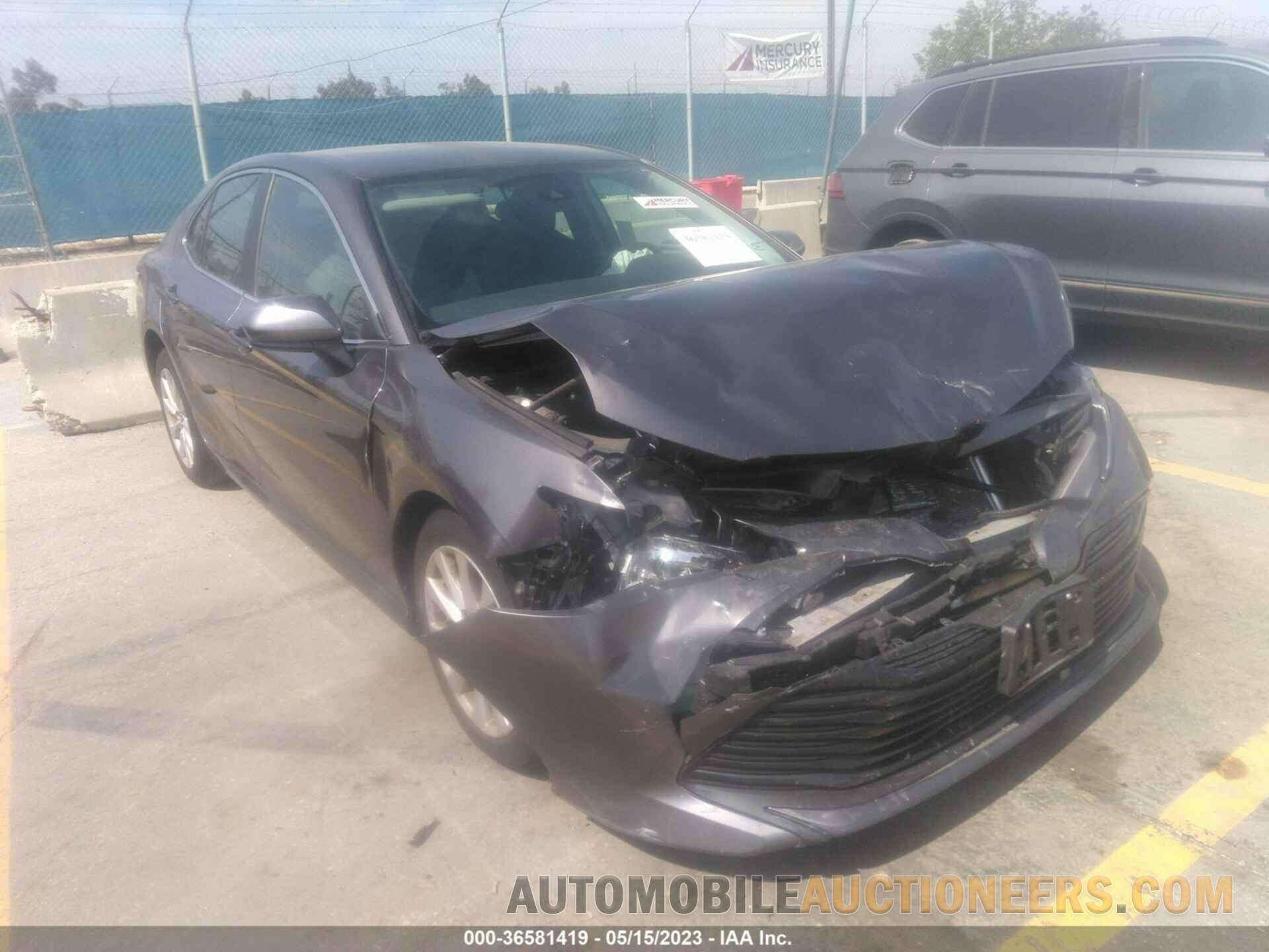 4T1B11HK2KU702314 TOYOTA CAMRY 2019