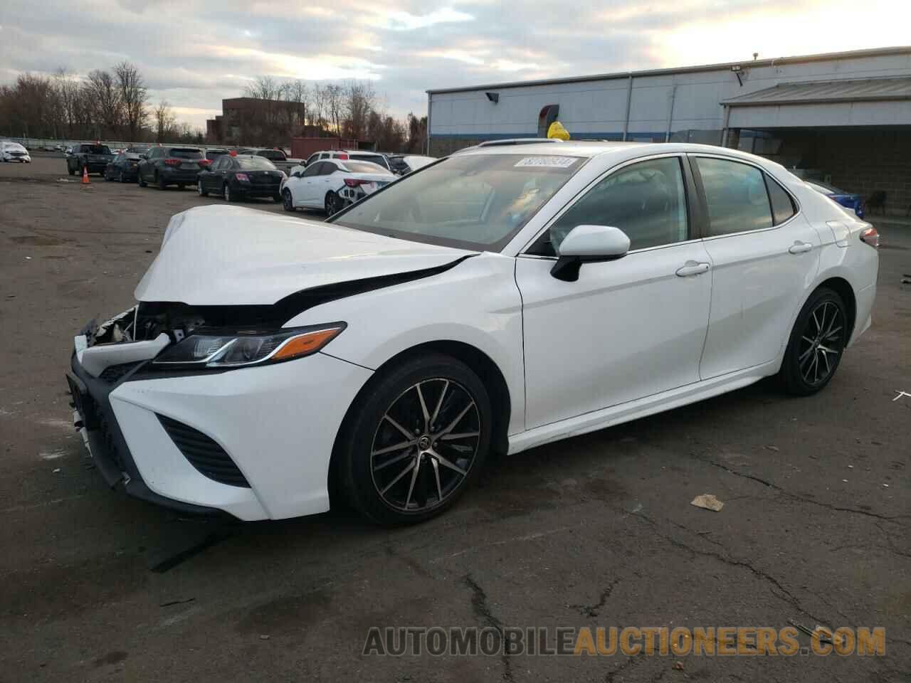 4T1B11HK2KU705861 TOYOTA CAMRY 2019