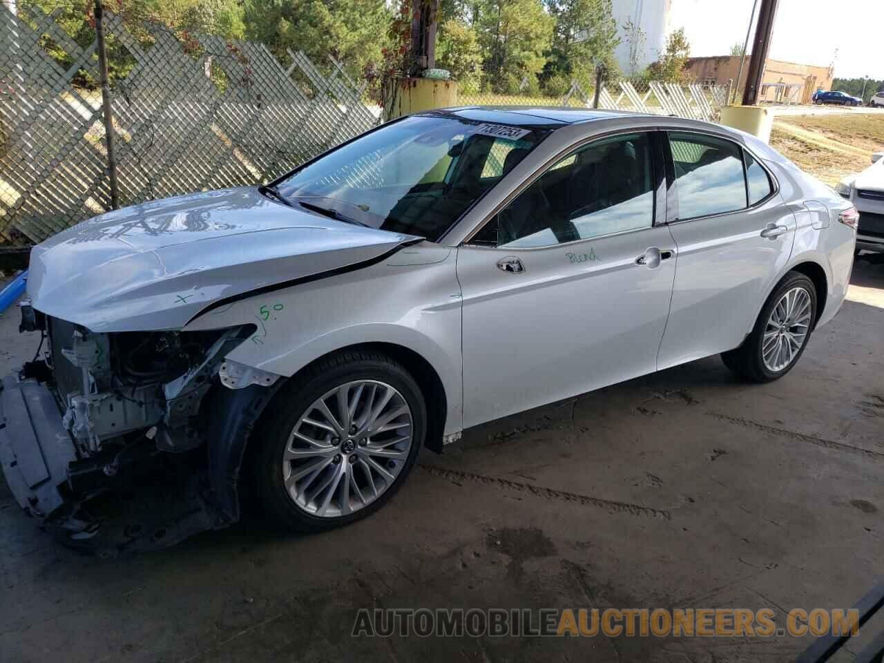 4T1B11HK2KU709344 TOYOTA CAMRY 2019