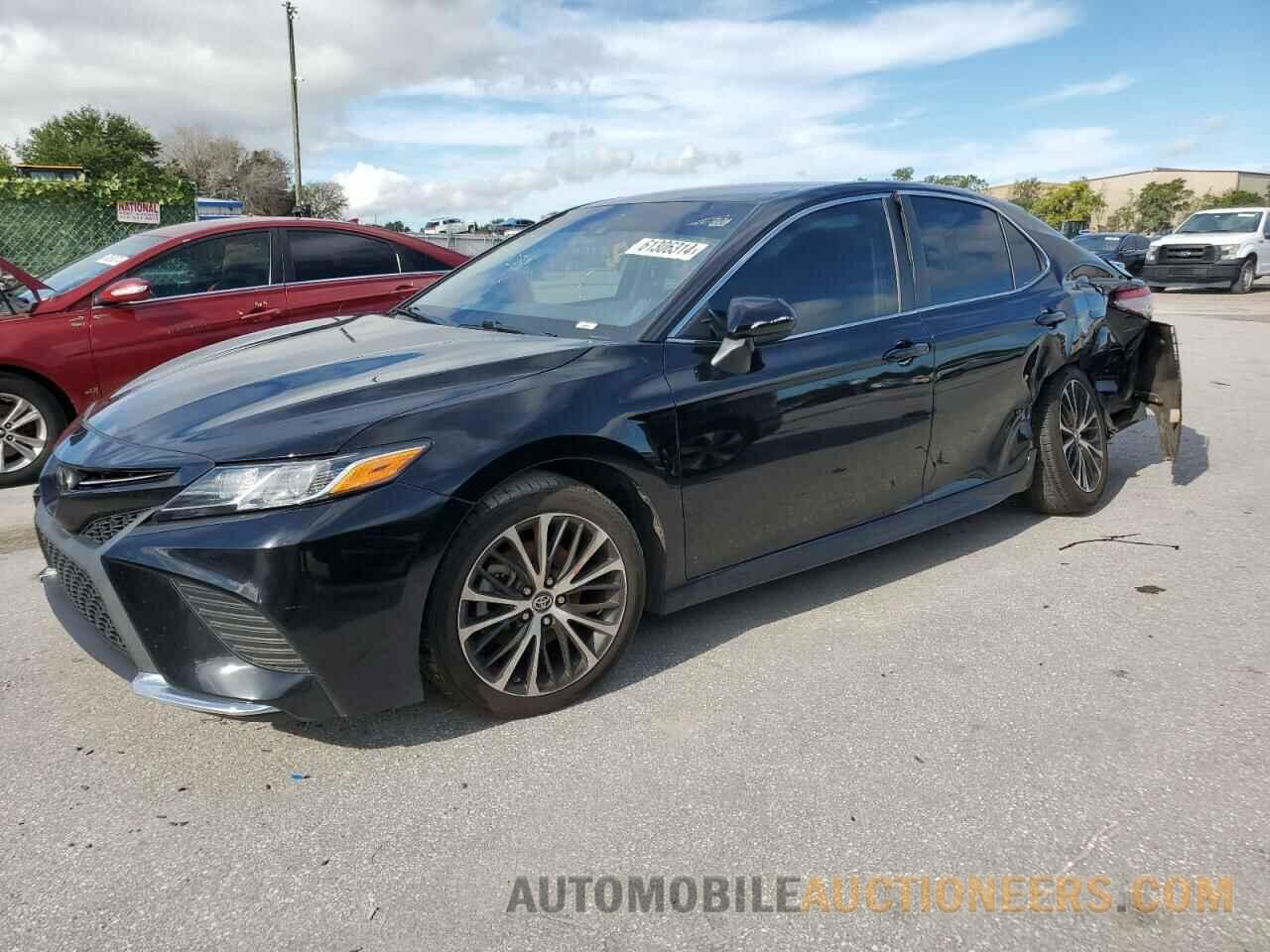 4T1B11HK2KU713233 TOYOTA CAMRY 2019