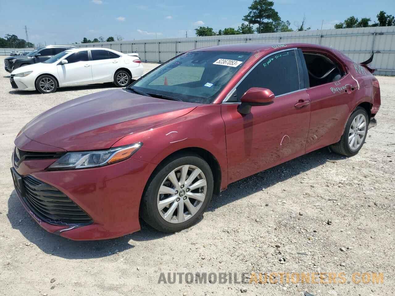 4T1B11HK2KU718688 TOYOTA CAMRY 2019