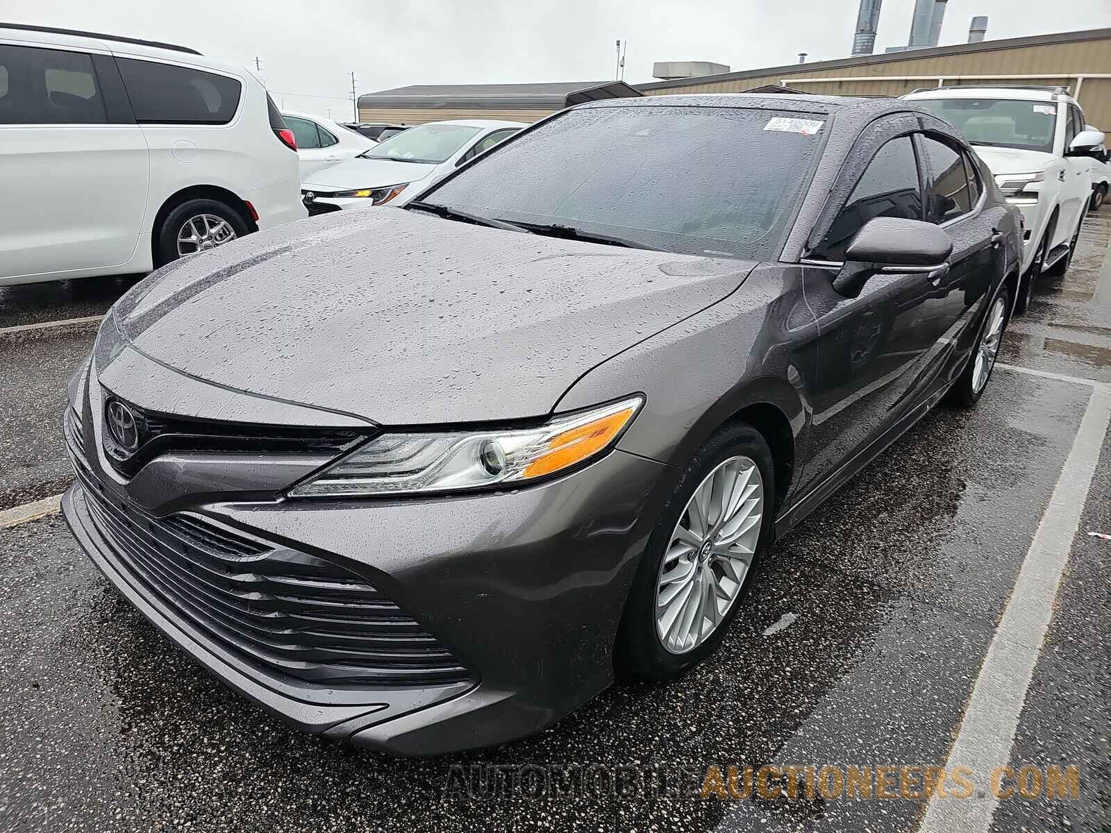 4T1B11HK2KU722255 Toyota Camry 2019