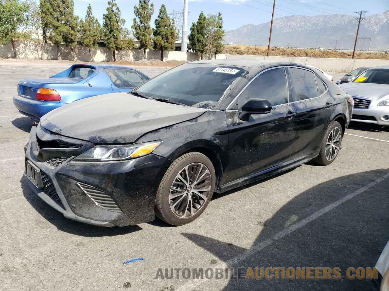 4T1B11HK2KU724524 TOYOTA CAMRY 2019