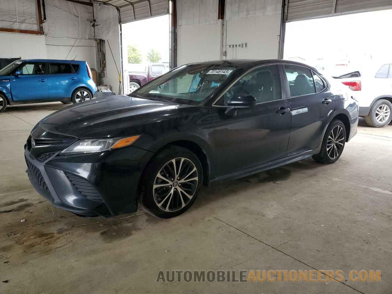 4T1B11HK2KU725091 TOYOTA CAMRY 2019