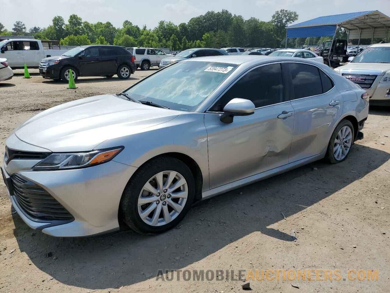 4T1B11HK2KU729710 TOYOTA CAMRY 2019