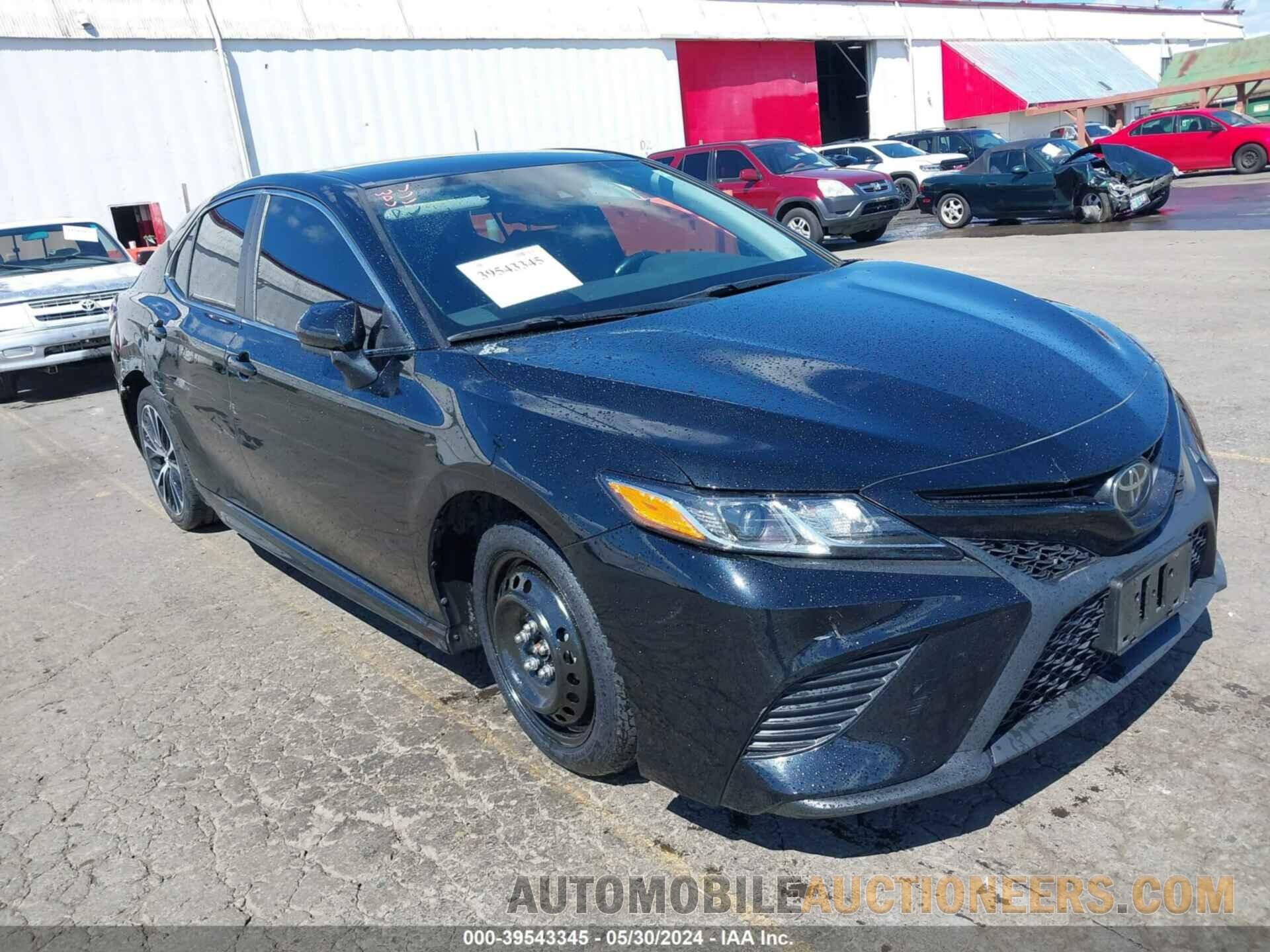 4T1B11HK2KU735717 TOYOTA CAMRY 2019