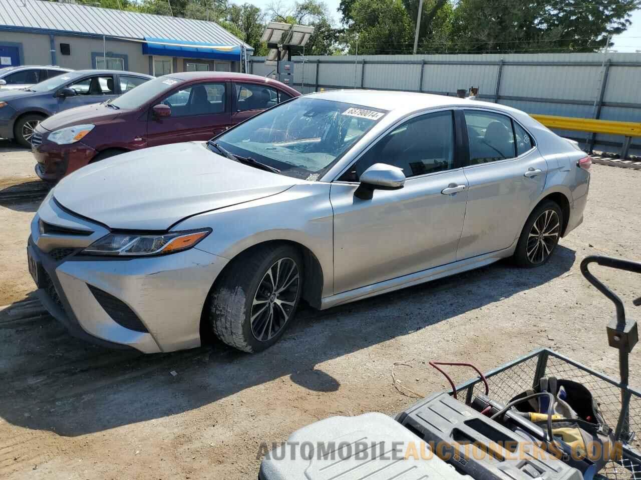 4T1B11HK2KU737113 TOYOTA CAMRY 2019