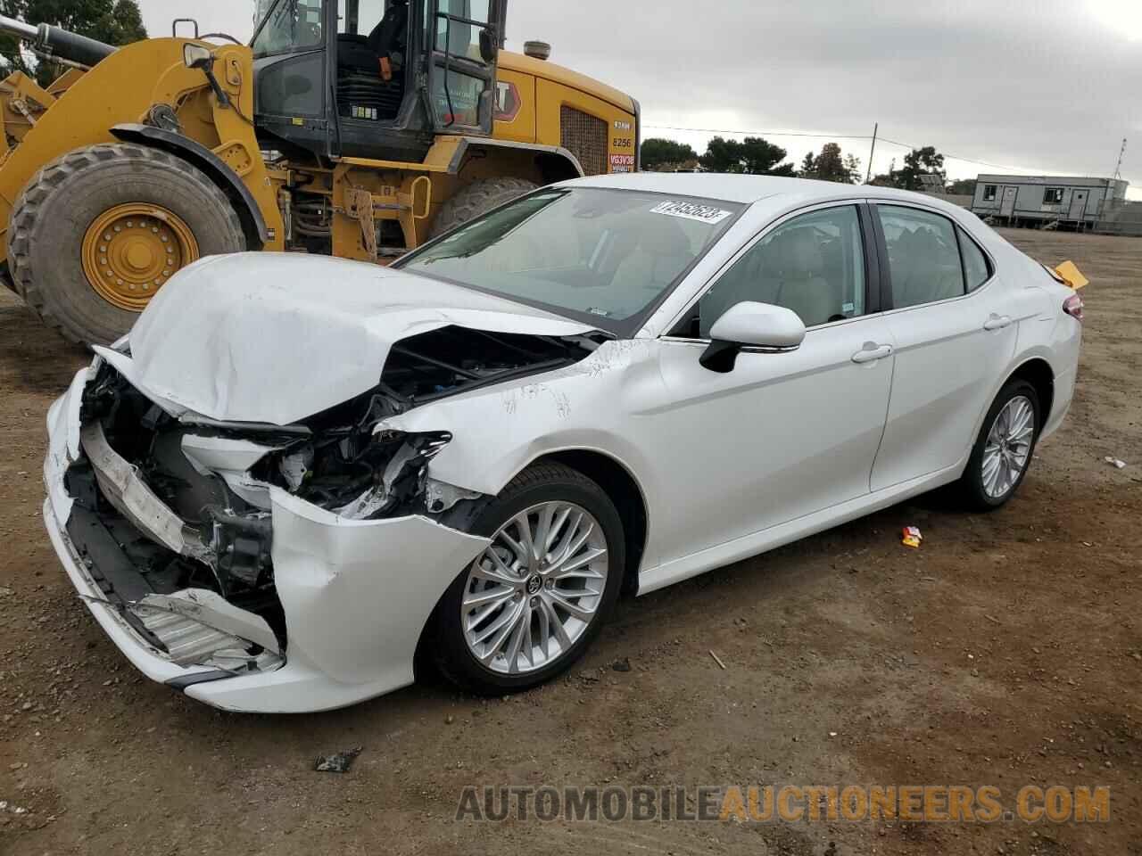 4T1B11HK2KU738651 TOYOTA CAMRY 2019