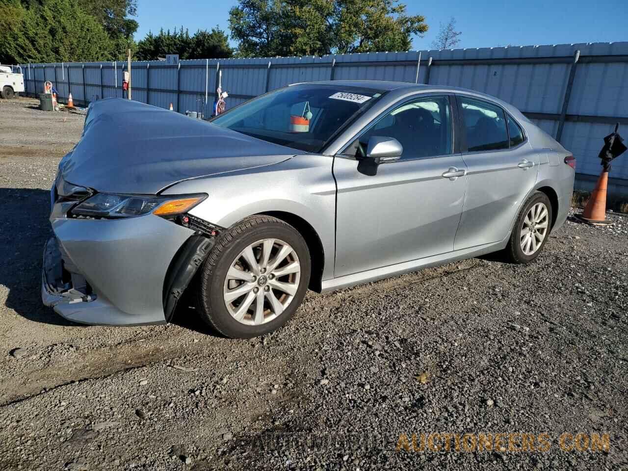 4T1B11HK2KU747186 TOYOTA CAMRY 2019