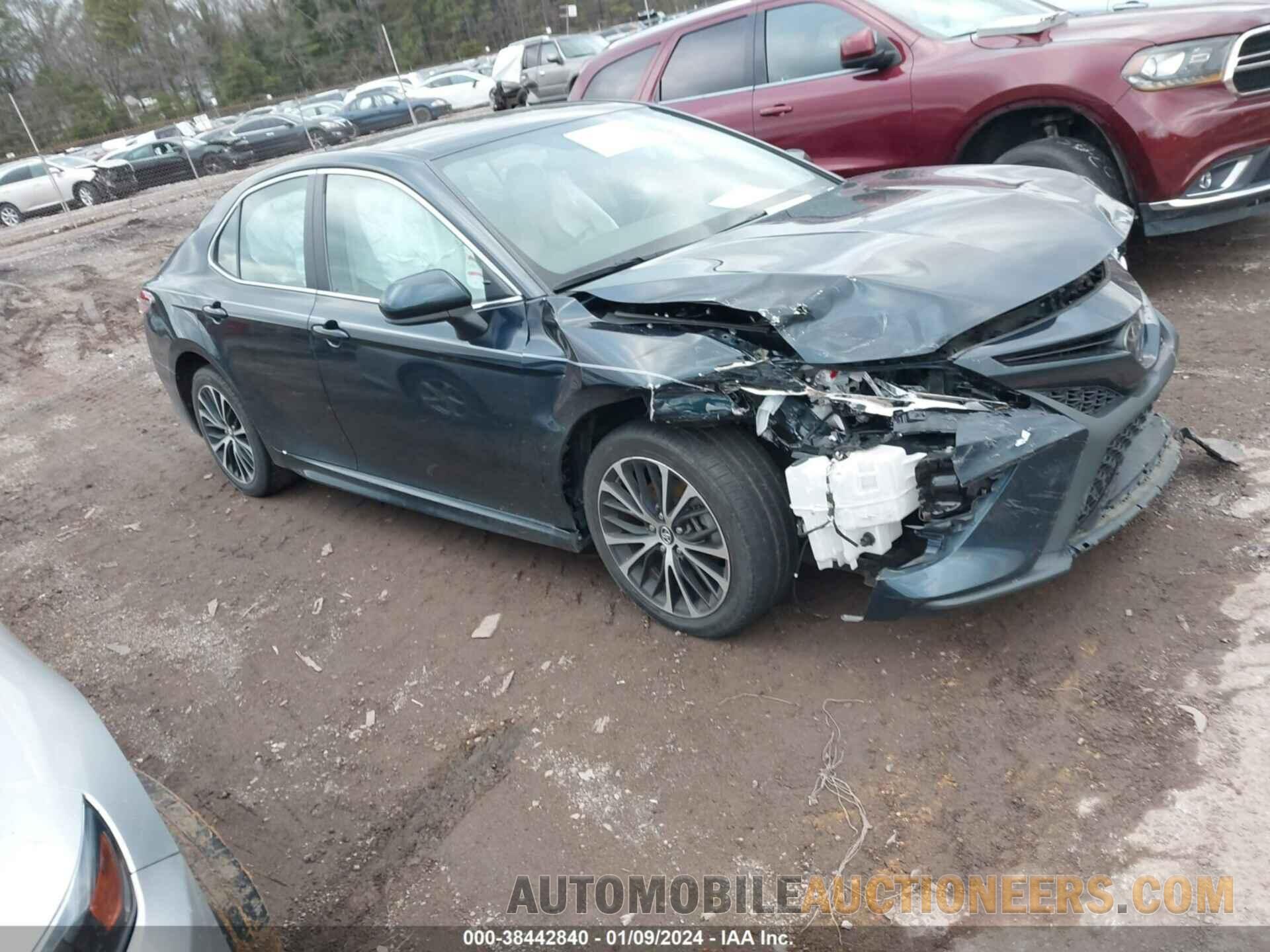 4T1B11HK2KU752243 TOYOTA CAMRY 2019