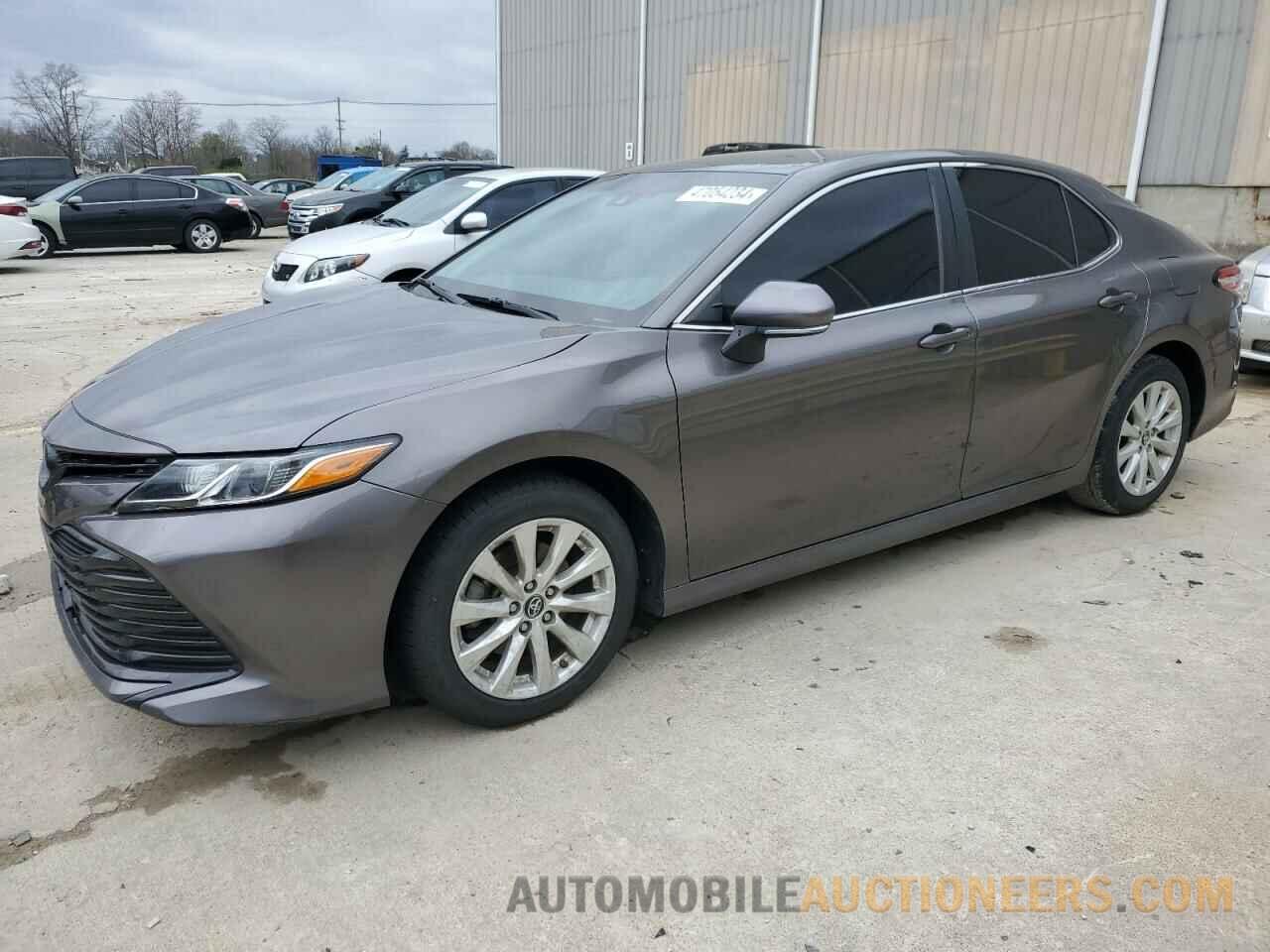 4T1B11HK2KU761539 TOYOTA CAMRY 2019