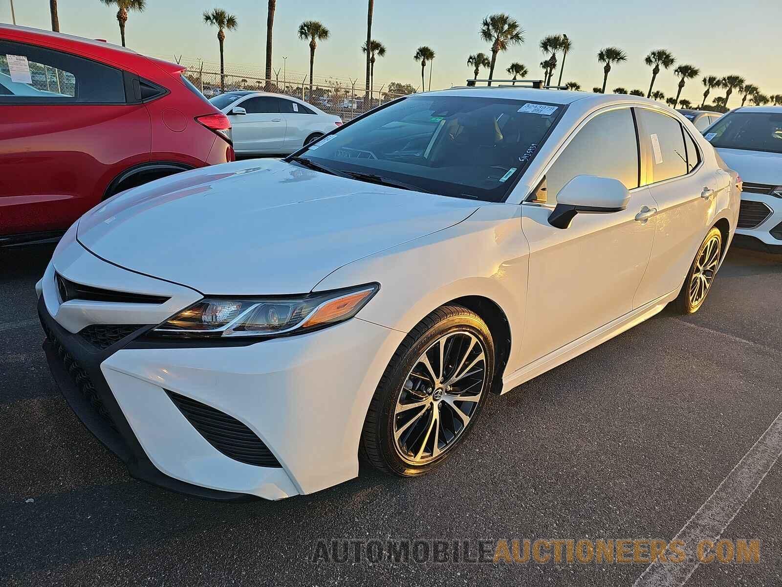 4T1B11HK2KU764389 Toyota Camry 2019