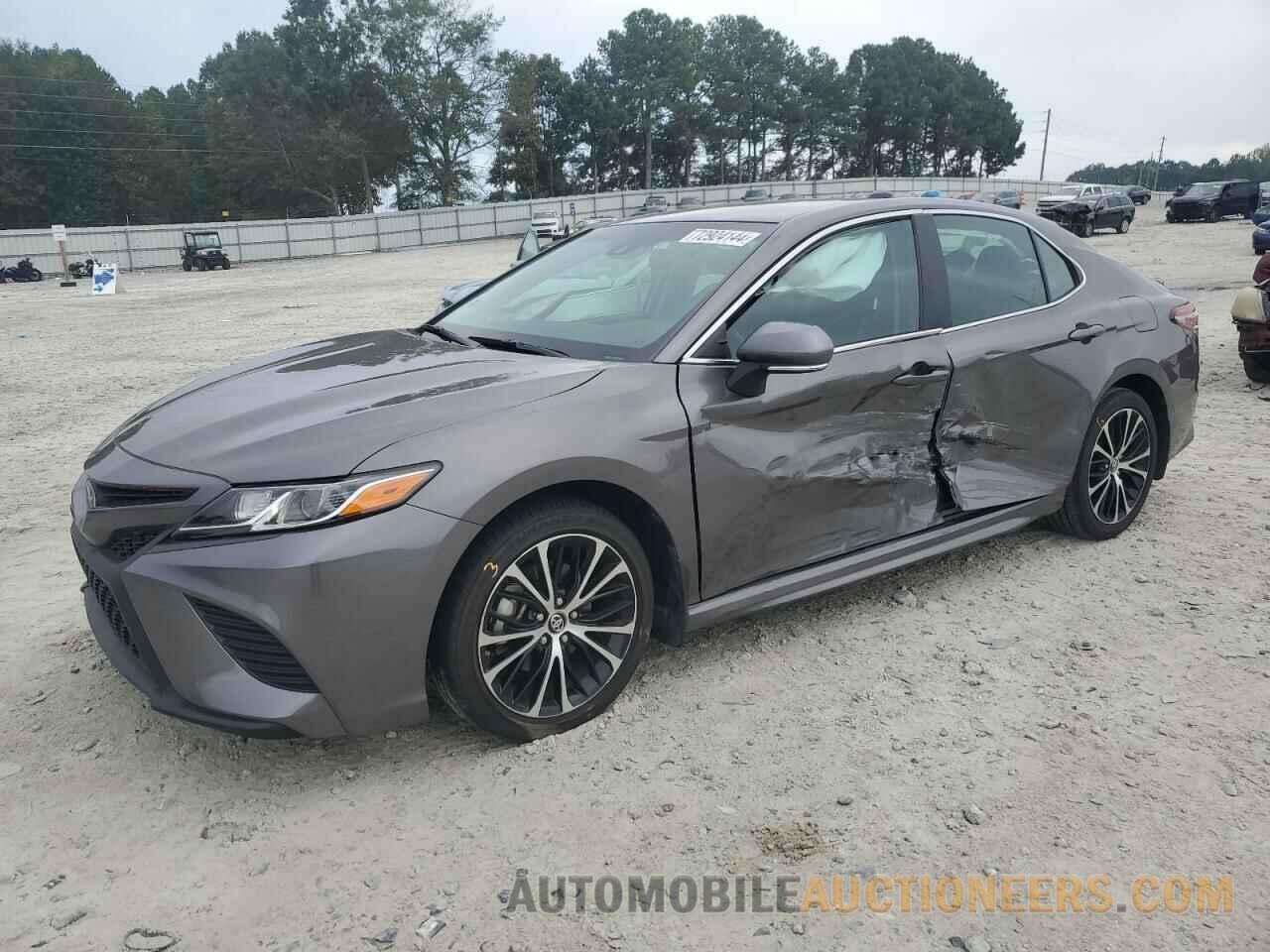 4T1B11HK2KU765624 TOYOTA CAMRY 2019