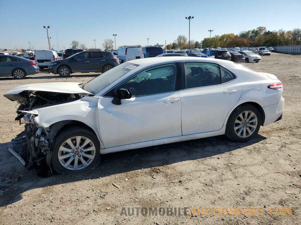 4T1B11HK2KU772766 TOYOTA CAMRY 2019