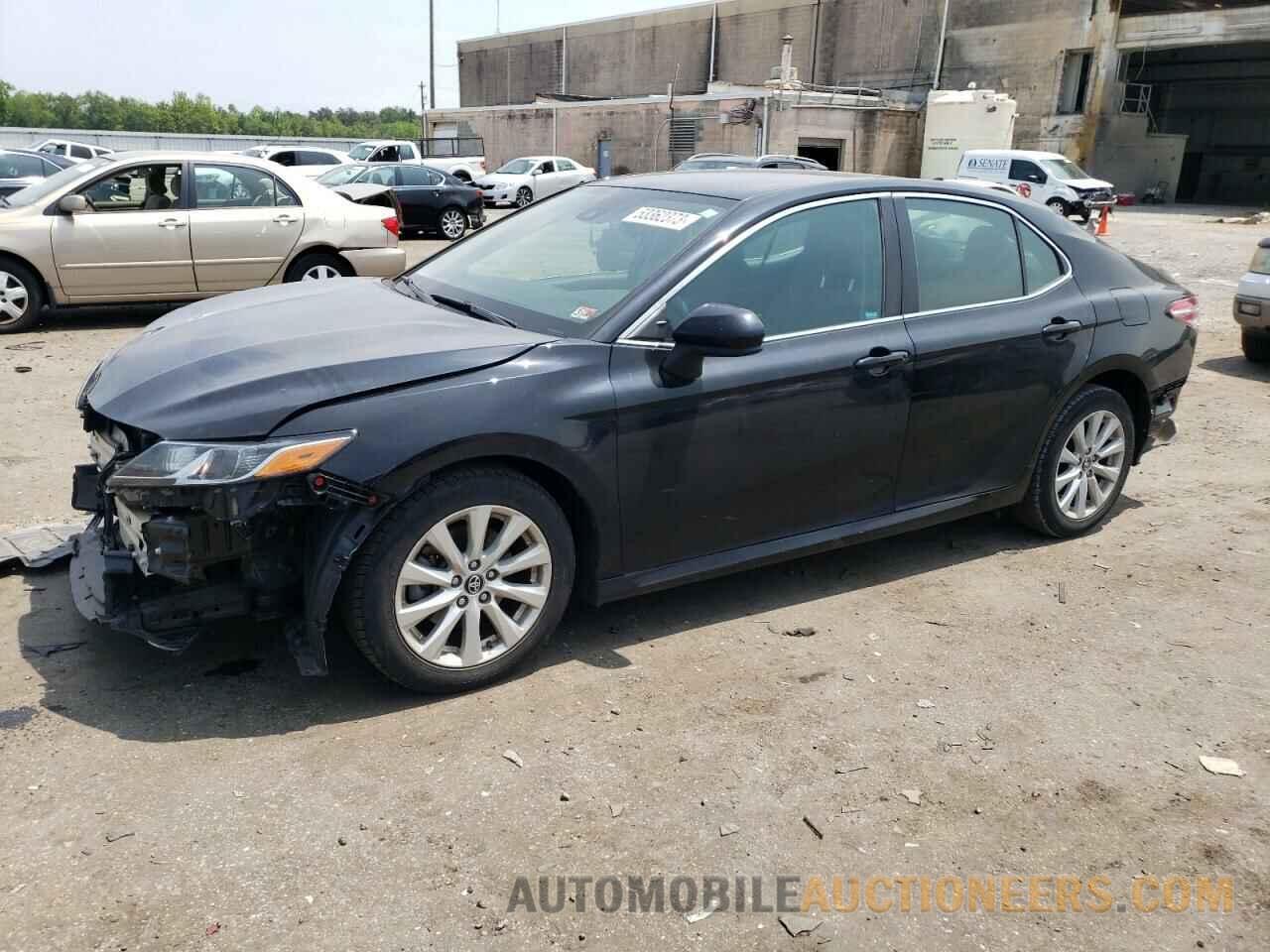 4T1B11HK2KU774985 TOYOTA CAMRY 2019