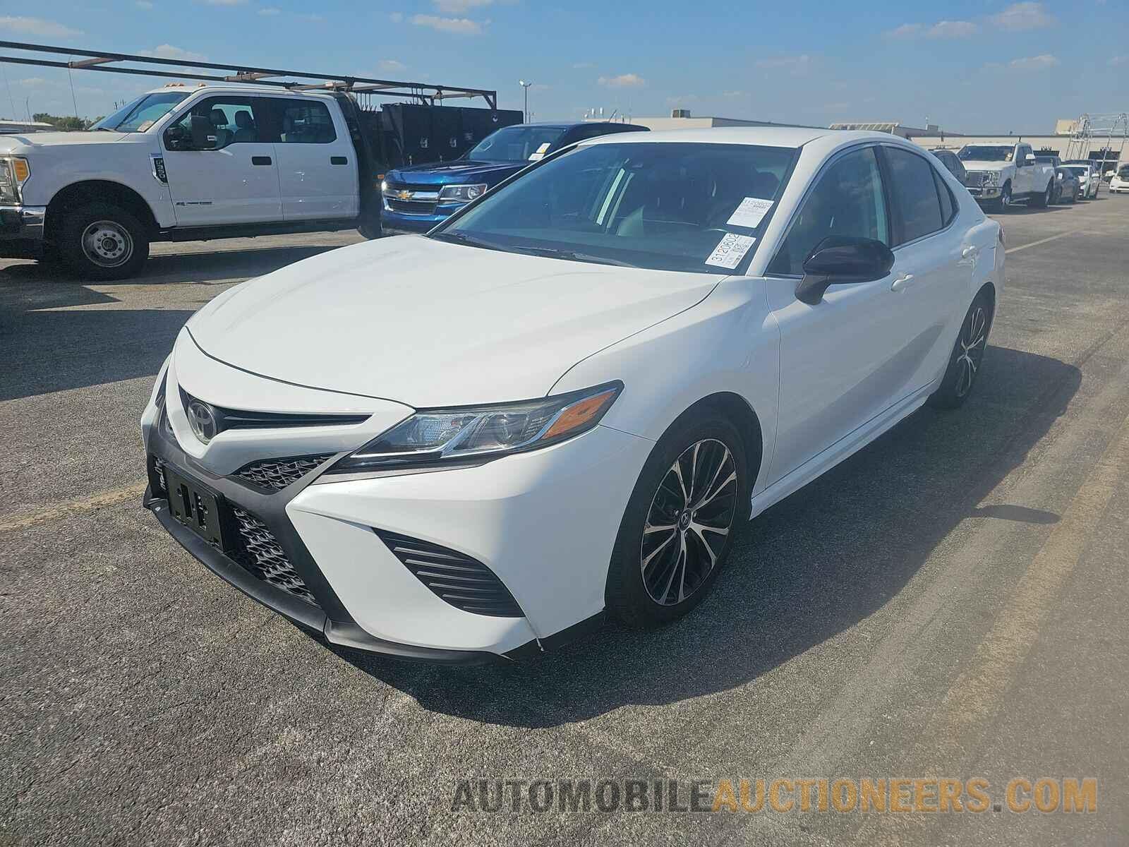 4T1B11HK2KU778387 Toyota Camry 2019