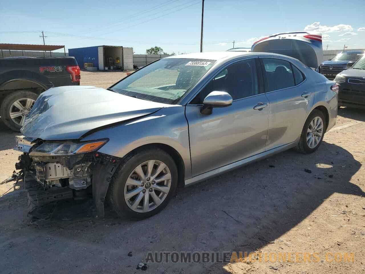 4T1B11HK2KU784044 TOYOTA CAMRY 2019