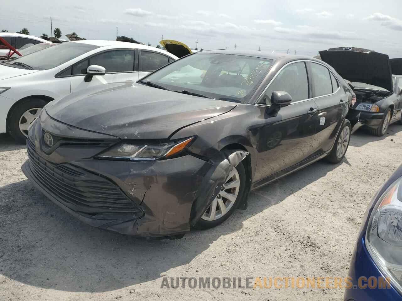 4T1B11HK2KU785128 TOYOTA CAMRY 2019