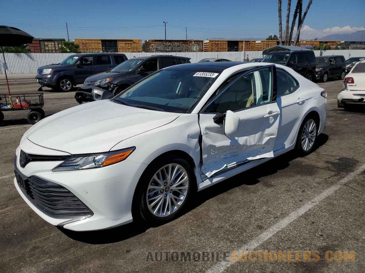 4T1B11HK2KU791334 TOYOTA CAMRY 2019