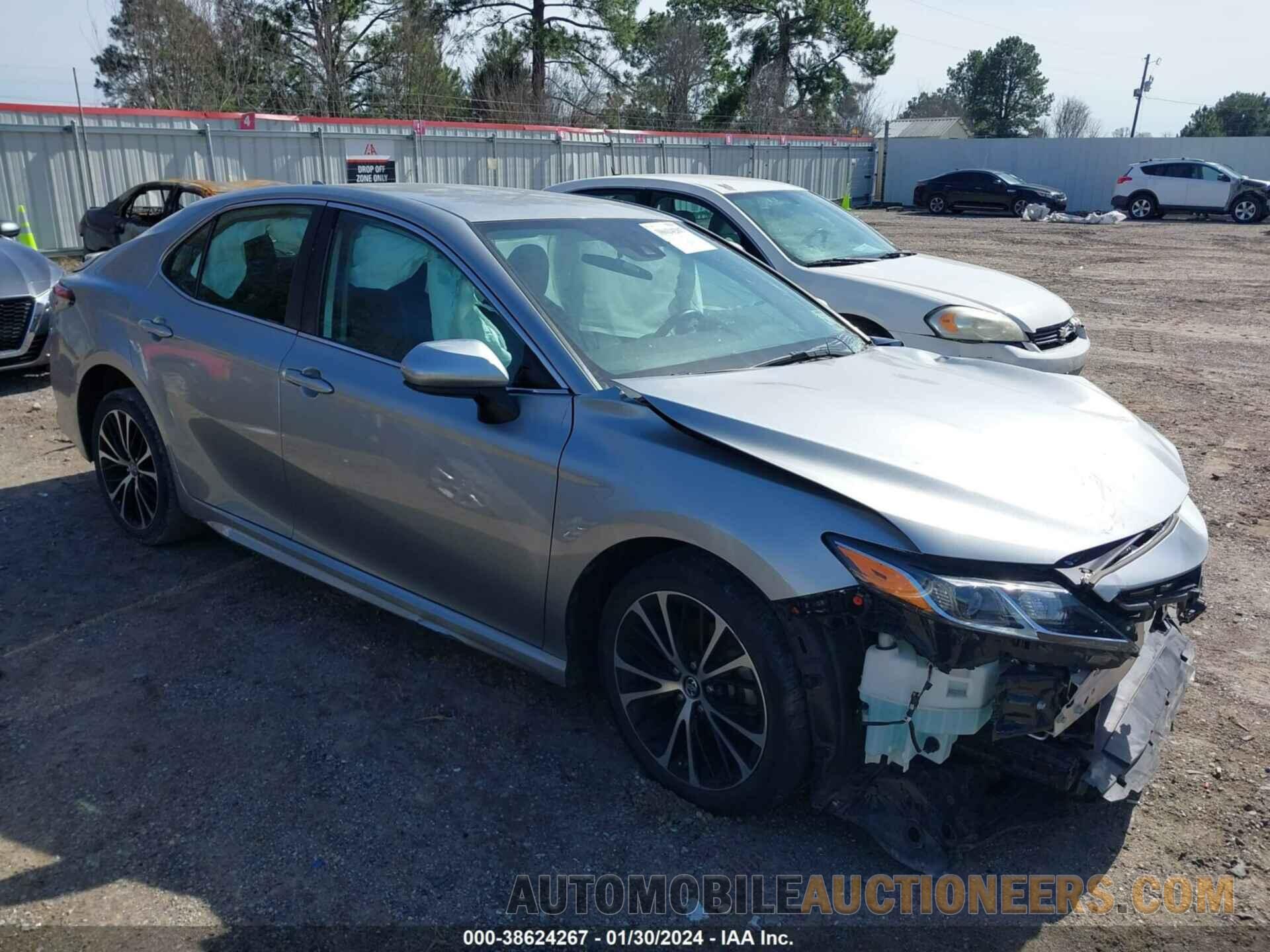 4T1B11HK2KU792158 TOYOTA CAMRY 2019