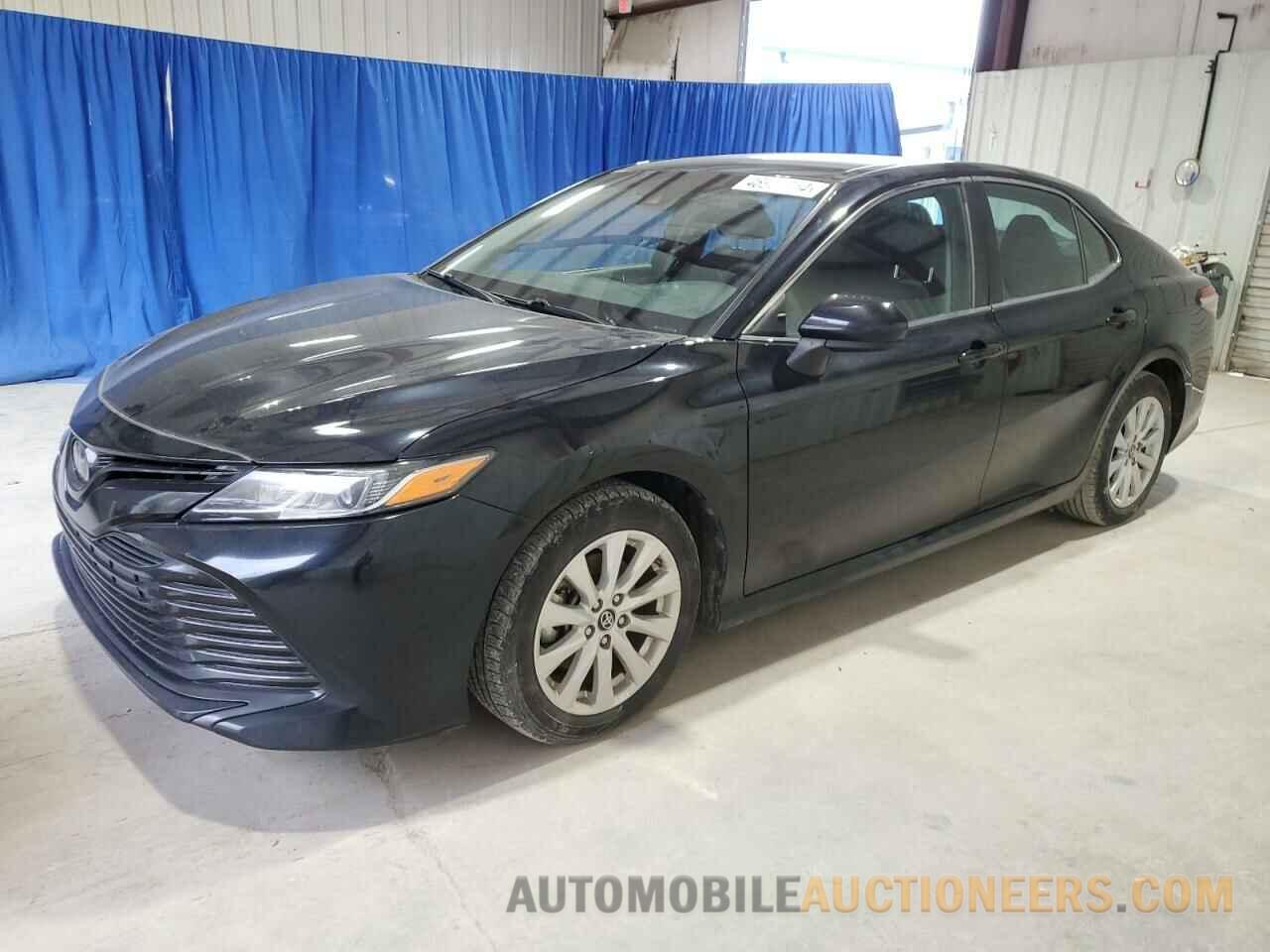 4T1B11HK2KU795724 TOYOTA CAMRY 2019