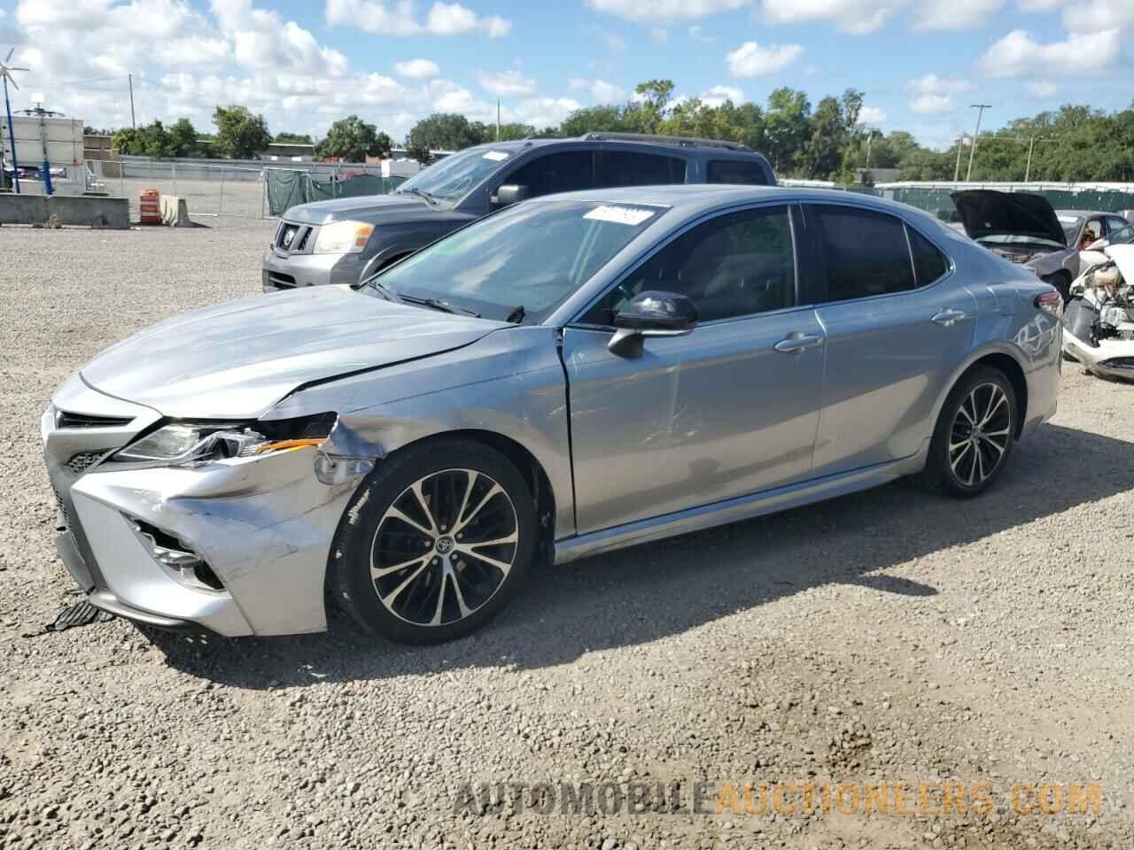 4T1B11HK2KU796811 TOYOTA CAMRY 2019