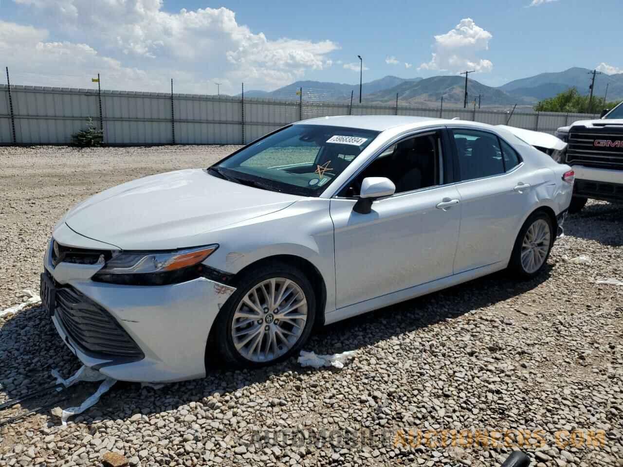 4T1B11HK2KU808388 TOYOTA CAMRY 2019