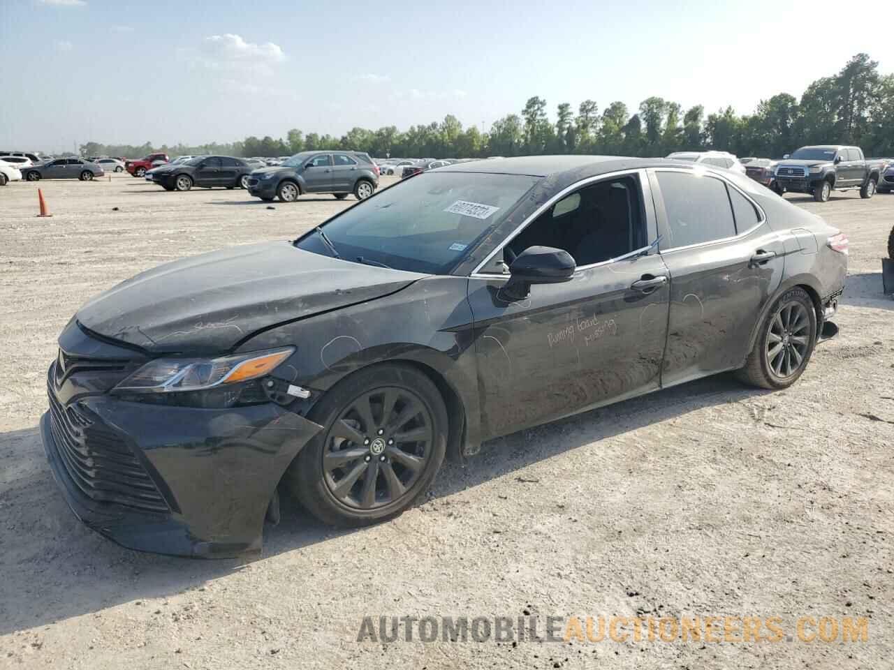 4T1B11HK2KU812263 TOYOTA CAMRY 2019