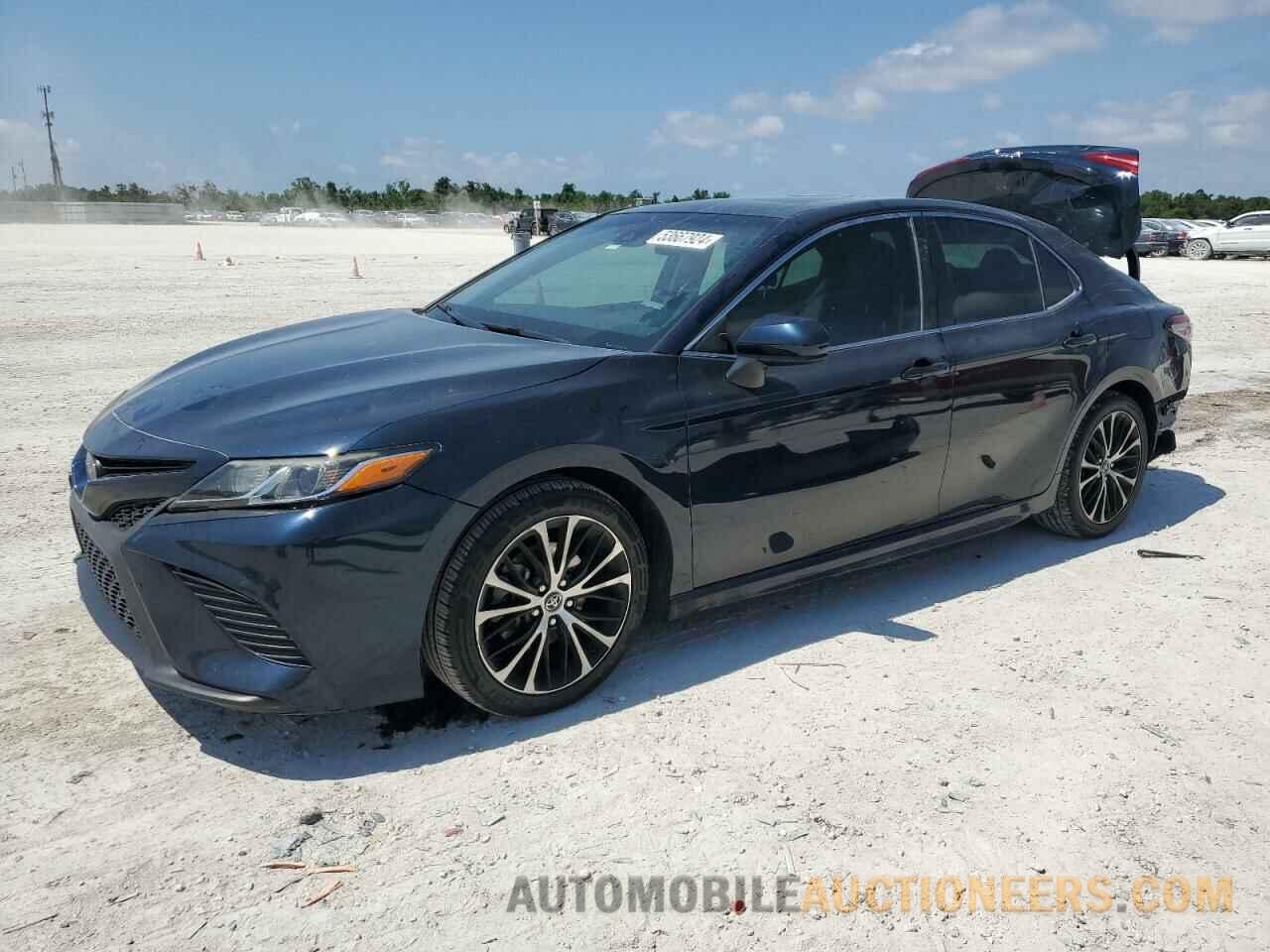 4T1B11HK2KU813039 TOYOTA CAMRY 2019