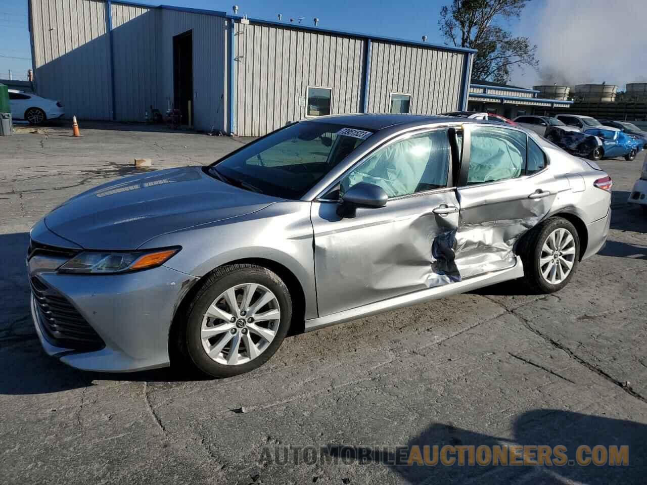 4T1B11HK2KU820492 TOYOTA CAMRY 2019