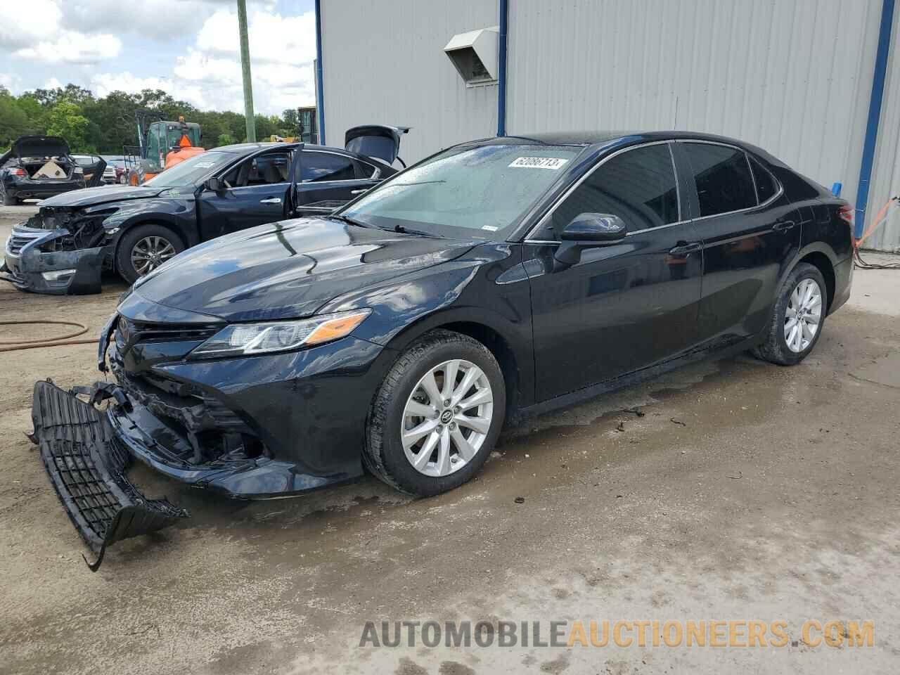 4T1B11HK2KU822811 TOYOTA CAMRY 2019