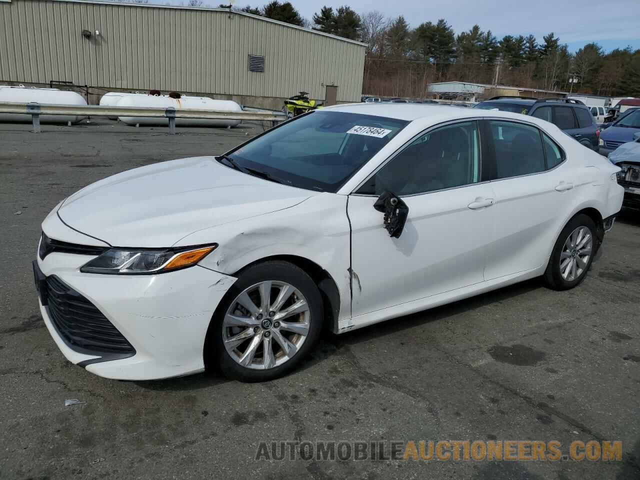 4T1B11HK2KU823666 TOYOTA CAMRY 2019