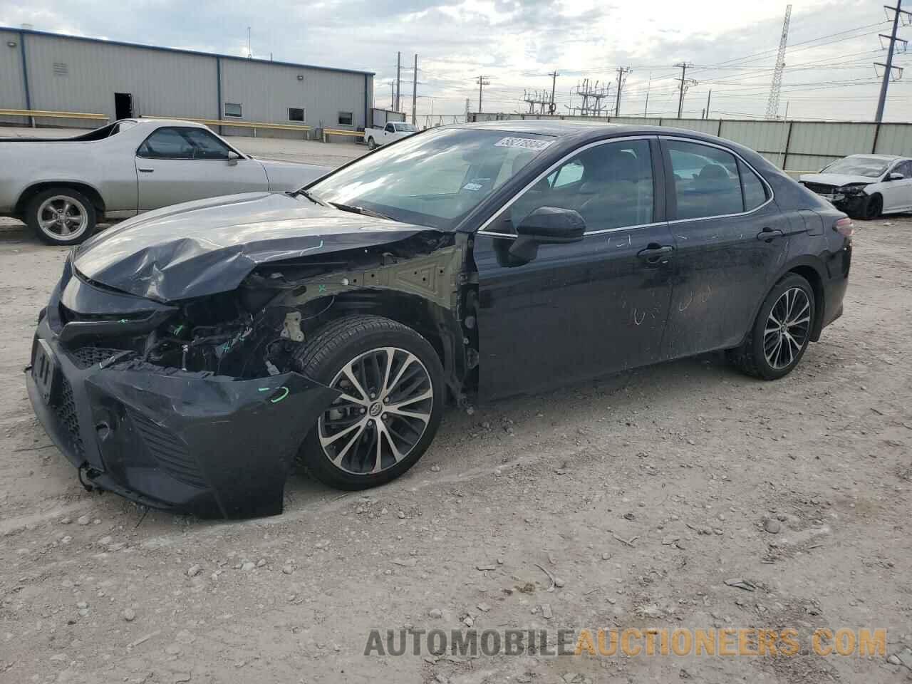 4T1B11HK2KU831475 TOYOTA CAMRY 2019